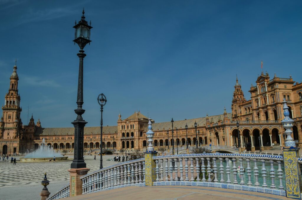 Cidades Europeias para Visitar em 3 Dias: 3 Destinos de Charme com Curadoria Exclusiva sevilha 2